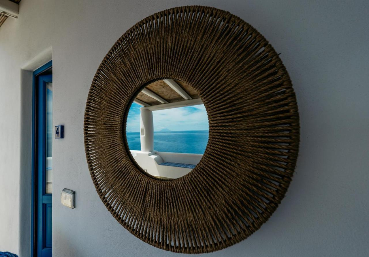 'A Alera Room & Breakfast Malfa  Exterior foto