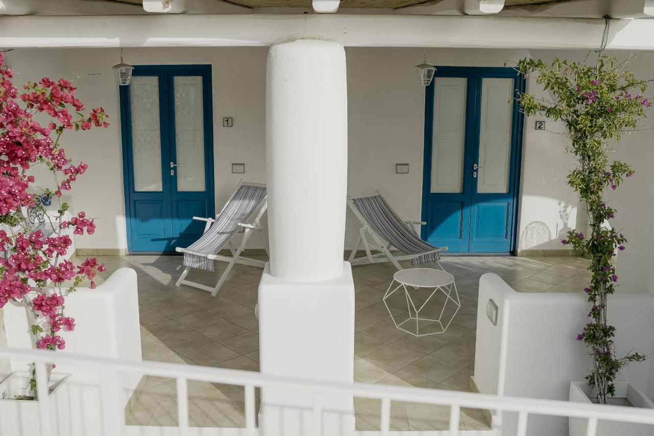 'A Alera Room & Breakfast Malfa  Exterior foto