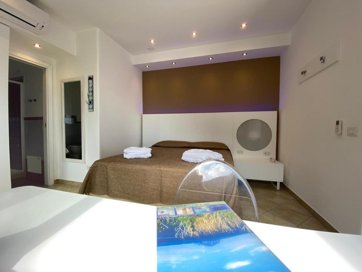 'A Alera Room & Breakfast Malfa  Exterior foto